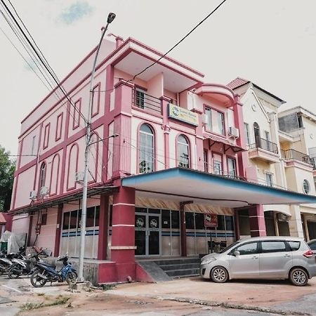 RedDoorz near Nagoya HIll Batam 4 Hotel Jodoh  Bagian luar foto