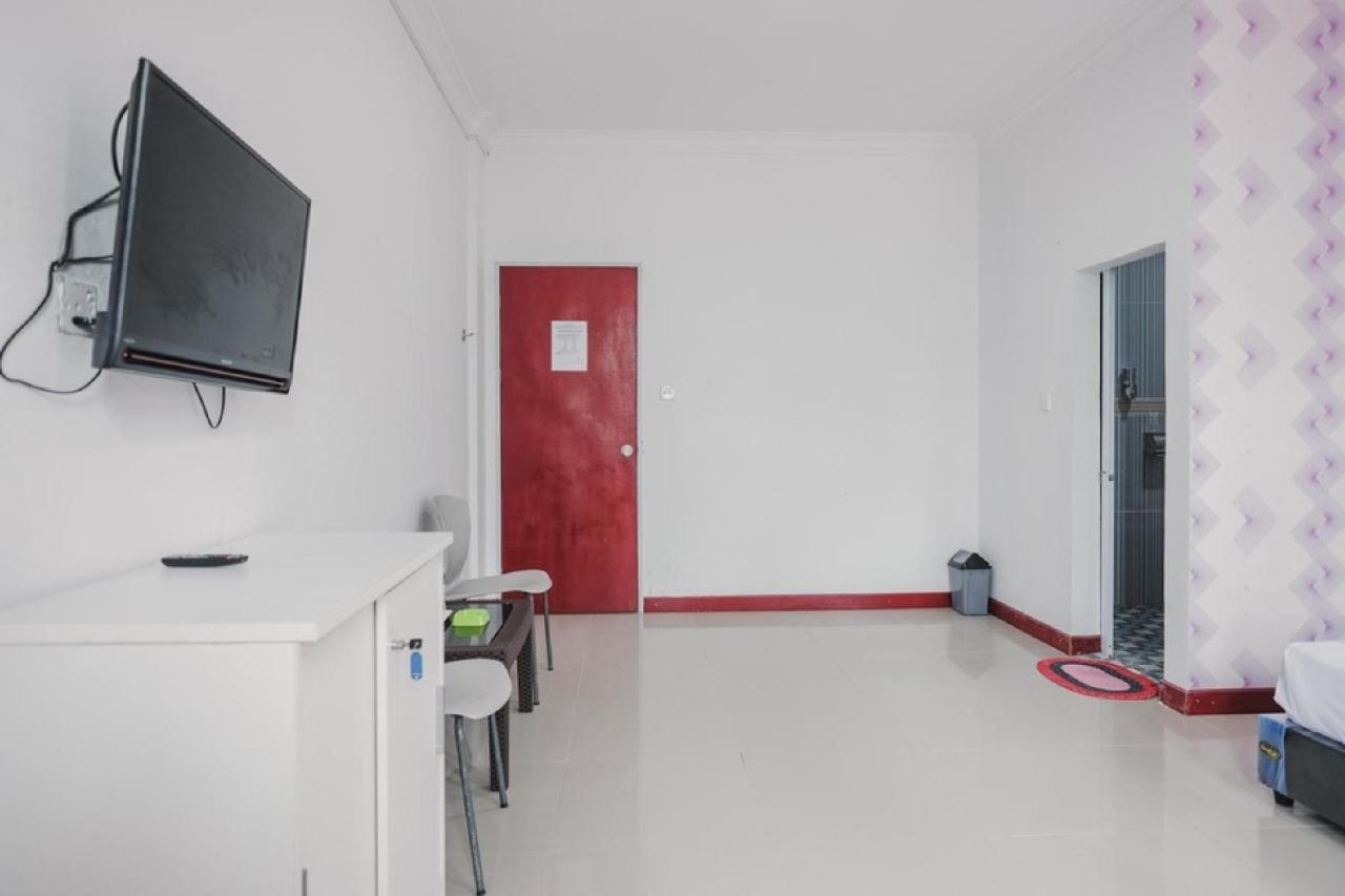 RedDoorz near Nagoya HIll Batam 4 Hotel Jodoh  Bagian luar foto