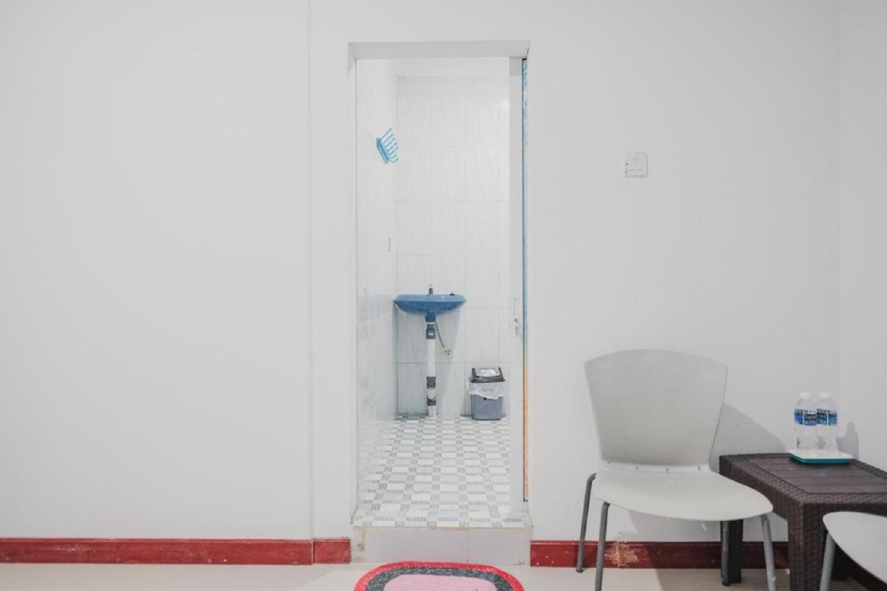 RedDoorz near Nagoya HIll Batam 4 Hotel Jodoh  Bagian luar foto