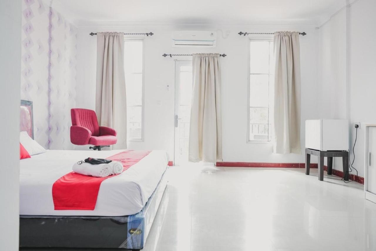 RedDoorz near Nagoya HIll Batam 4 Hotel Jodoh  Bagian luar foto